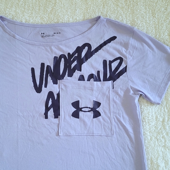 Under Armour Oversized Lavender Graphic Tee👕 - NWT - Picture 3 of 12